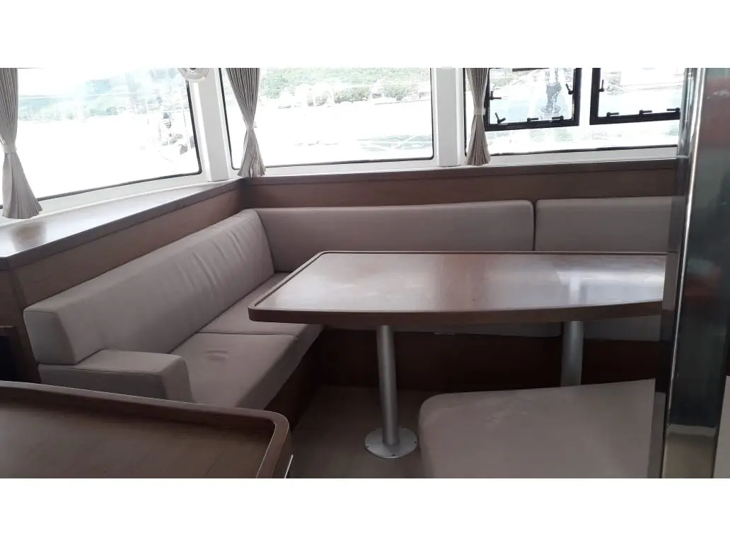 Thumbnail von Lagoon 42 Taina