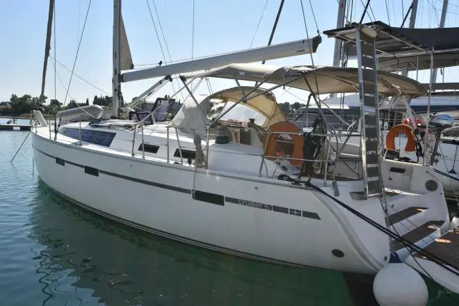 Bavaria Cruiser 51