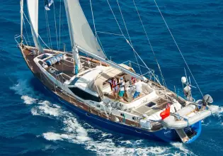 Thumbnail von Oyster 56 Fario