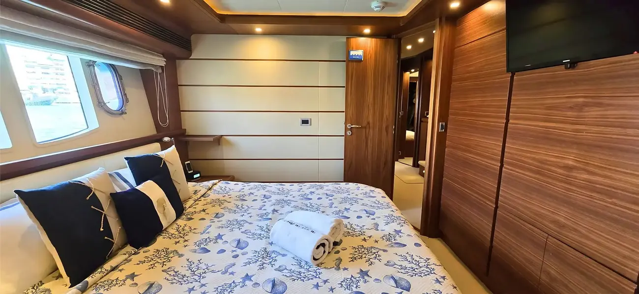 Thumbnail von Ferretti Yachts 	Custom Line 97