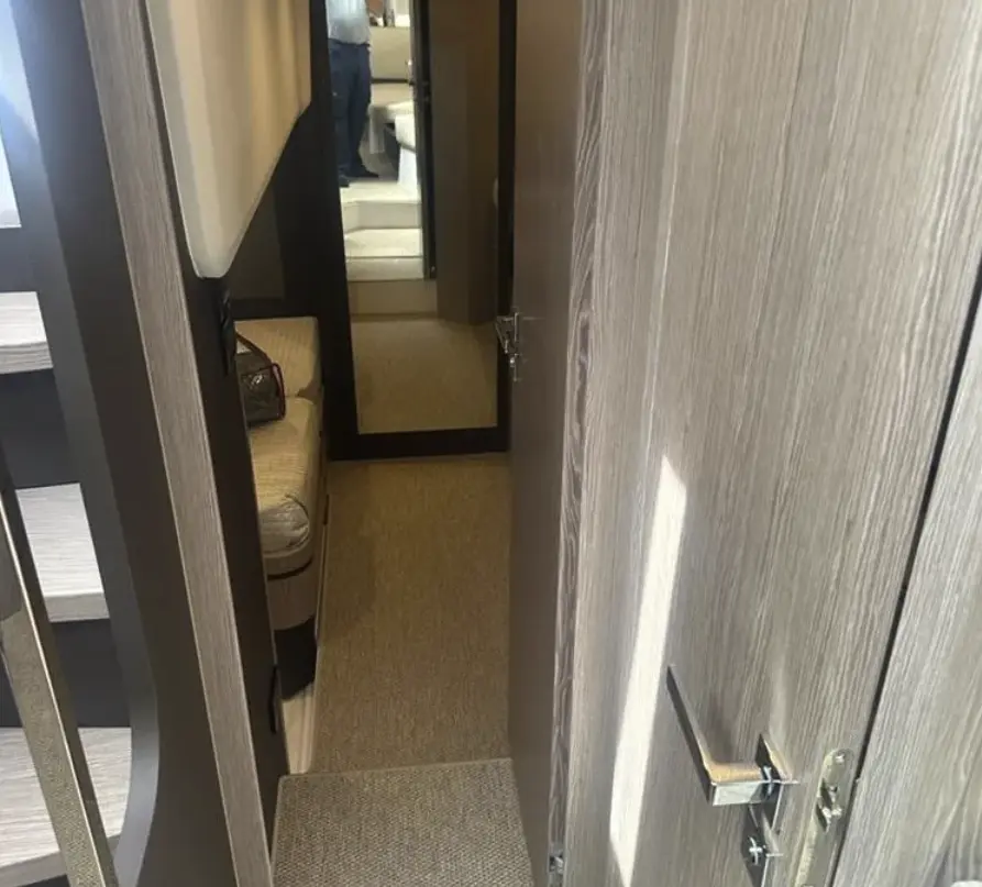 Thumbnail von Azimut Atlantis 45