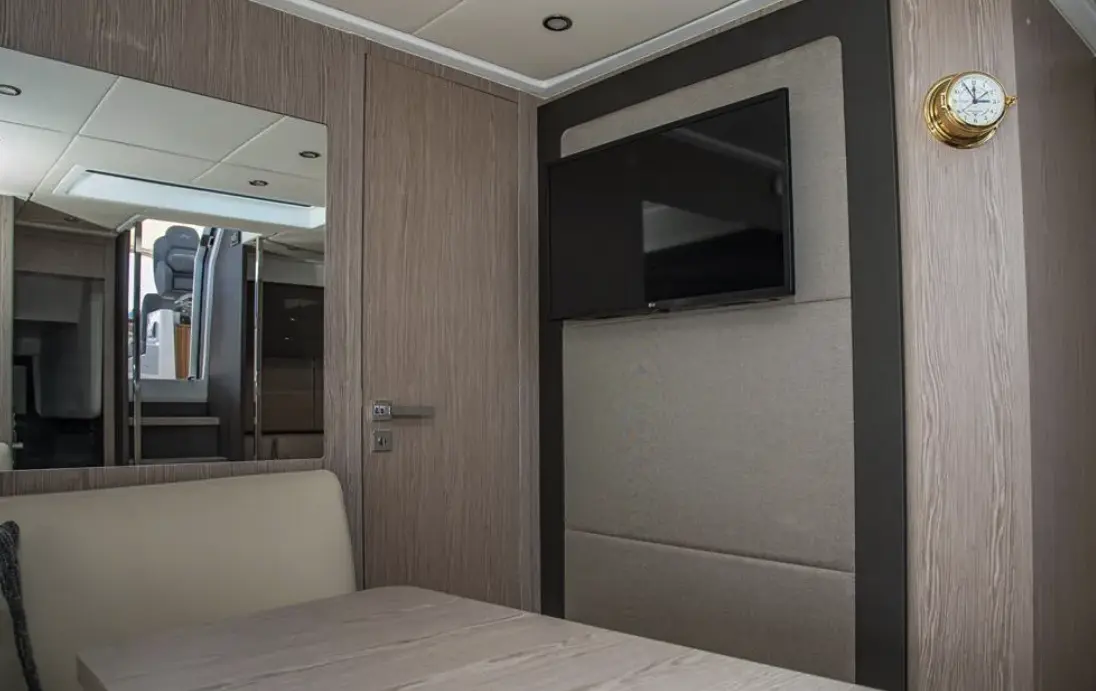 Thumbnail von Azimut Atlantis 45