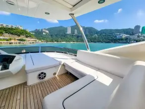 Thumbnail von Sunseeker 86 Yacht 9138003