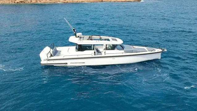 Axopar 37 XC Cross Cabin 9861728