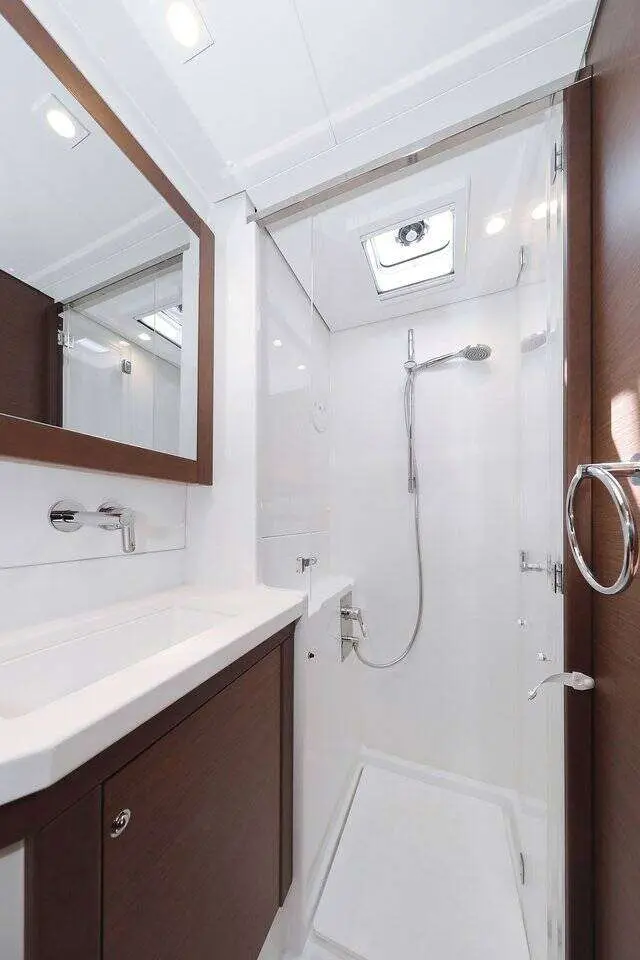 Thumbnail von ラグーン 450 F