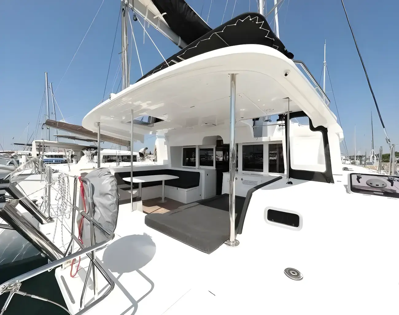 Thumbnail von ラグーン 450 F