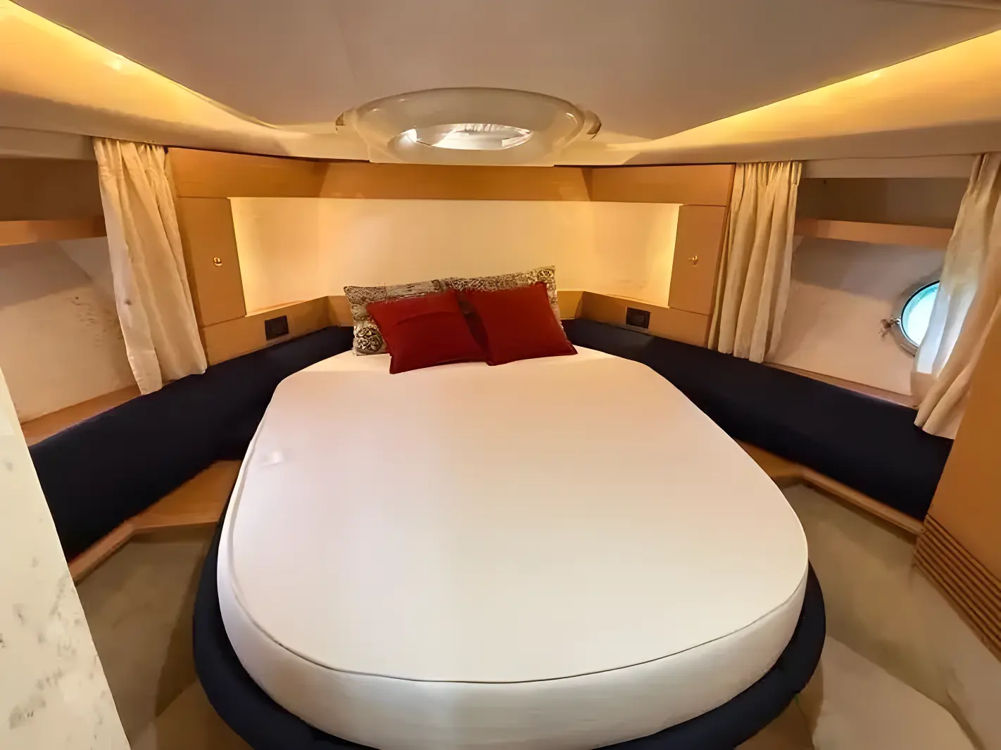 Thumbnail von Azimut 43