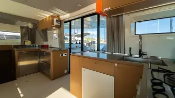 Thumbnail von Excess 15