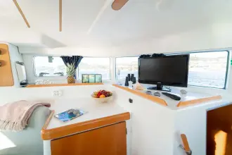 Thumbnail von Lagoon 380