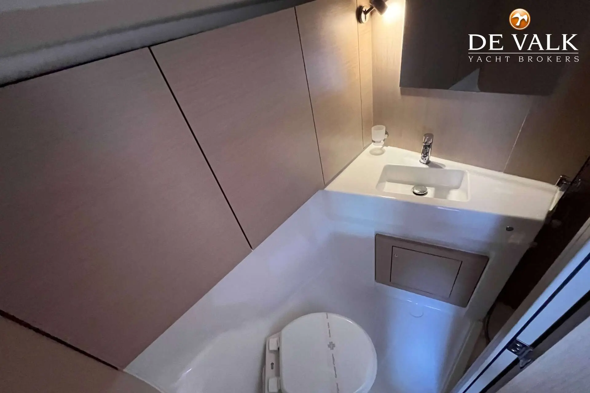 Thumbnail von Beneteau Oceanis 40.1