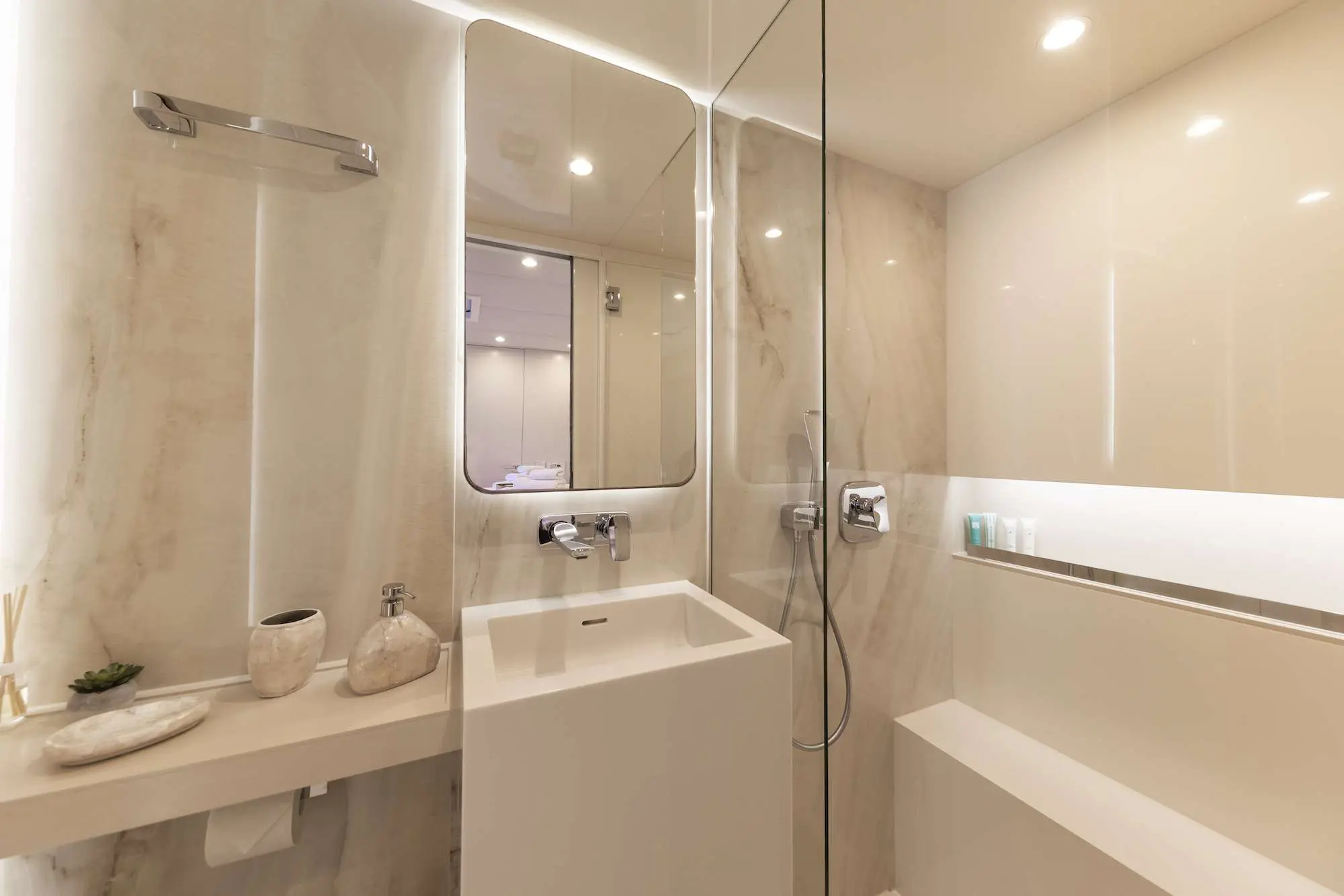 Thumbnail von Sunreef 60 SINATA