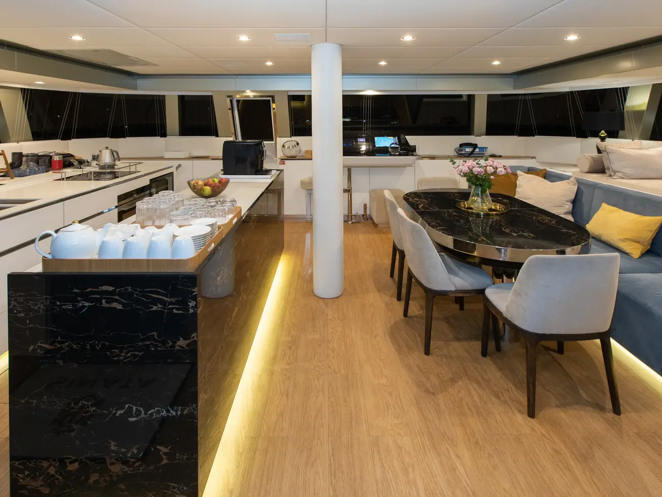 Thumbnail von Sunreef 60 SINATA