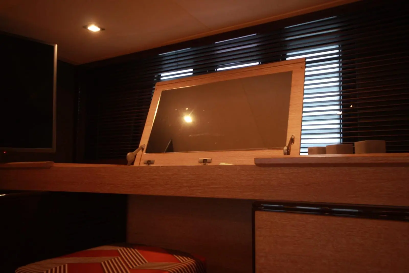 Thumbnail von Azimut 58