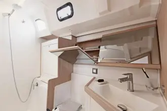 Thumbnail von Beneteau Oceanis 46.1