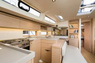 Thumbnail von Beneteau Oceanis 51.1