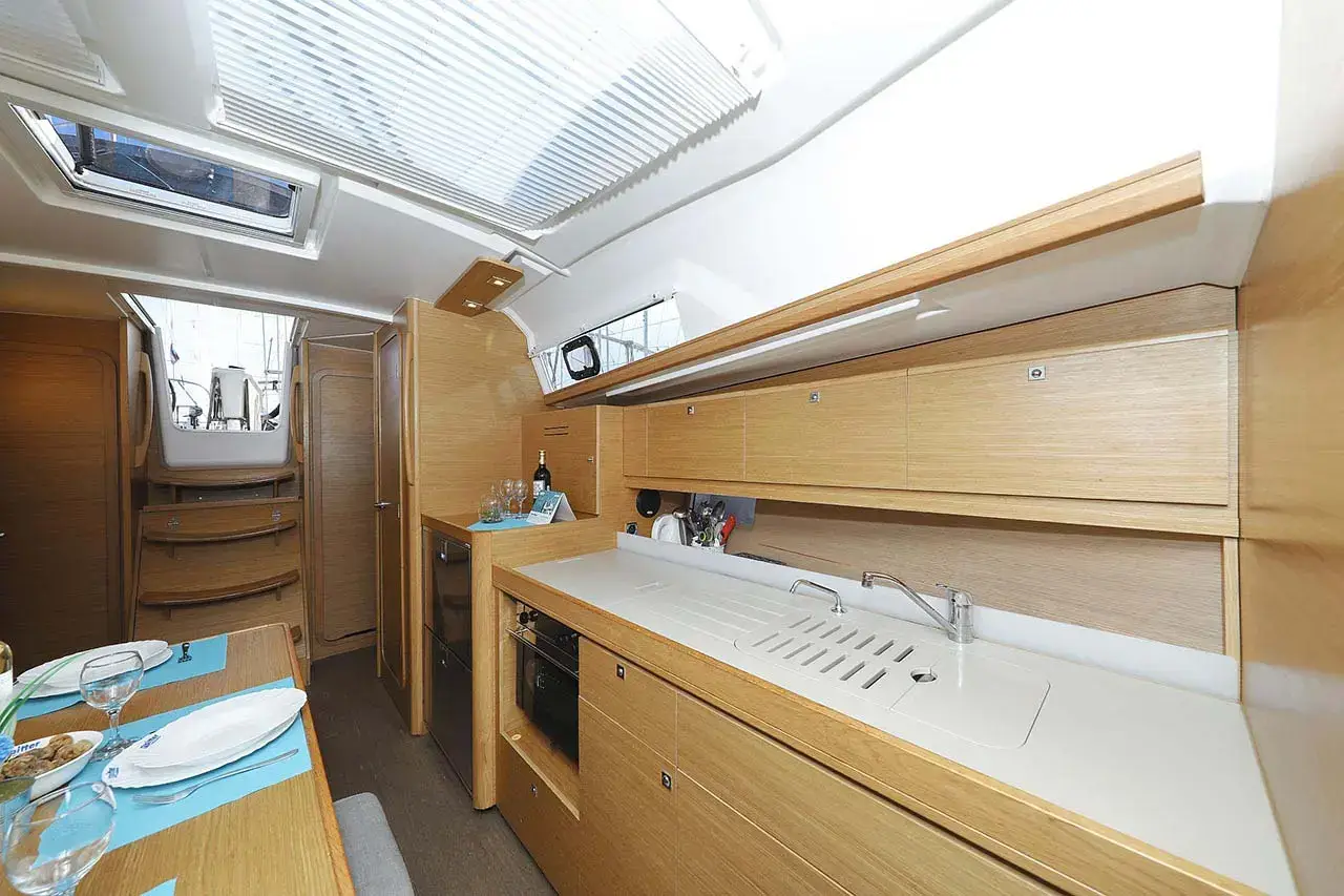 Thumbnail von Dufour 382 Grand Large