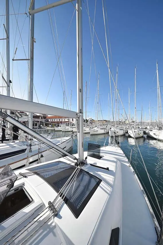 Thumbnail von Dufour 382 Grand Large