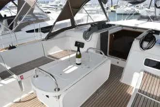 Thumbnail von Jeanneau Sun Odyssey 519
