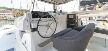 Thumbnail von Lagoon 42