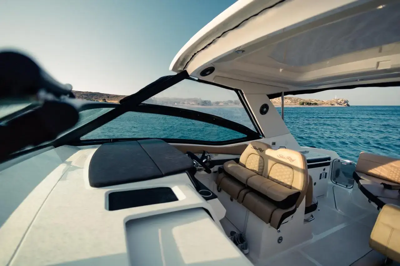 Thumbnail von Sea Ray 320 Sundancer