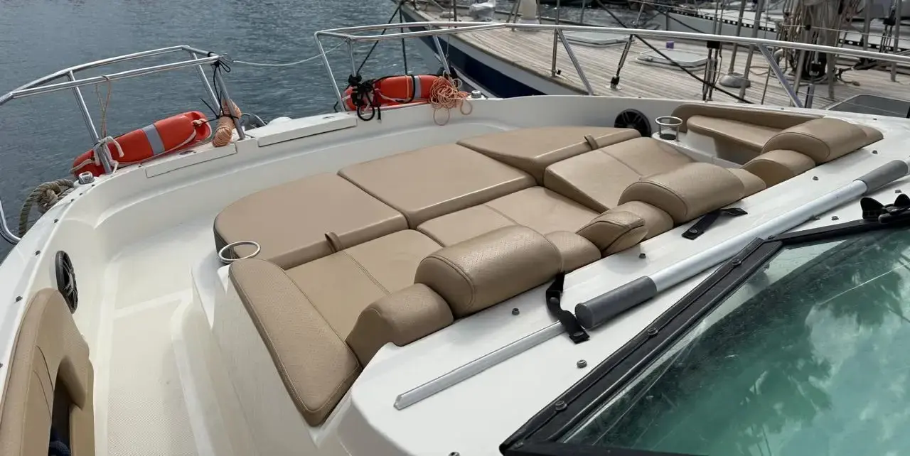 Thumbnail von Sea Ray 320 Sundancer