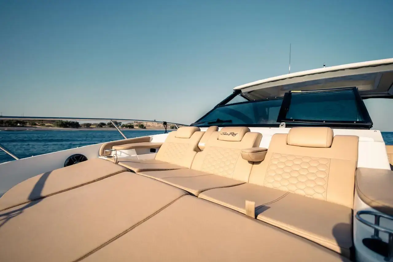 Thumbnail von Sea Ray 320 Sundancer