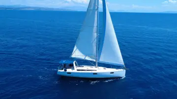 Thumbnail von Beneteau Oceanis 48