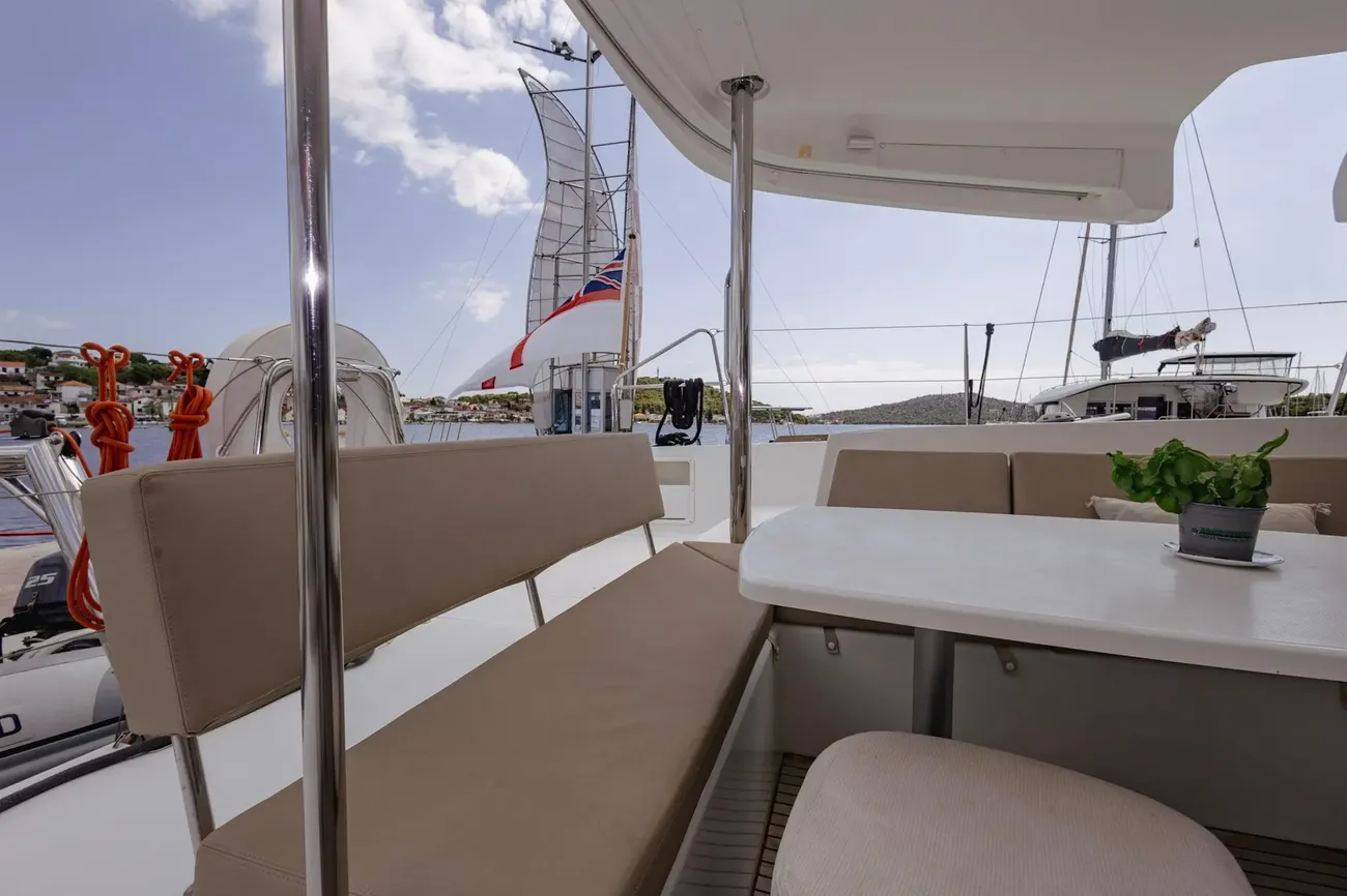 Thumbnail von Lagoon 450 Princess Fontanka