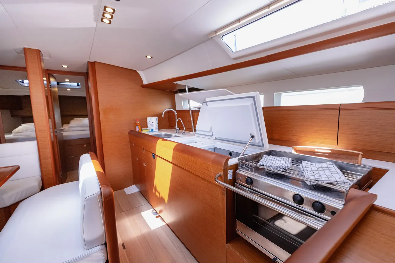 Thumbnail von Jeanneau Sun Odyssey 519