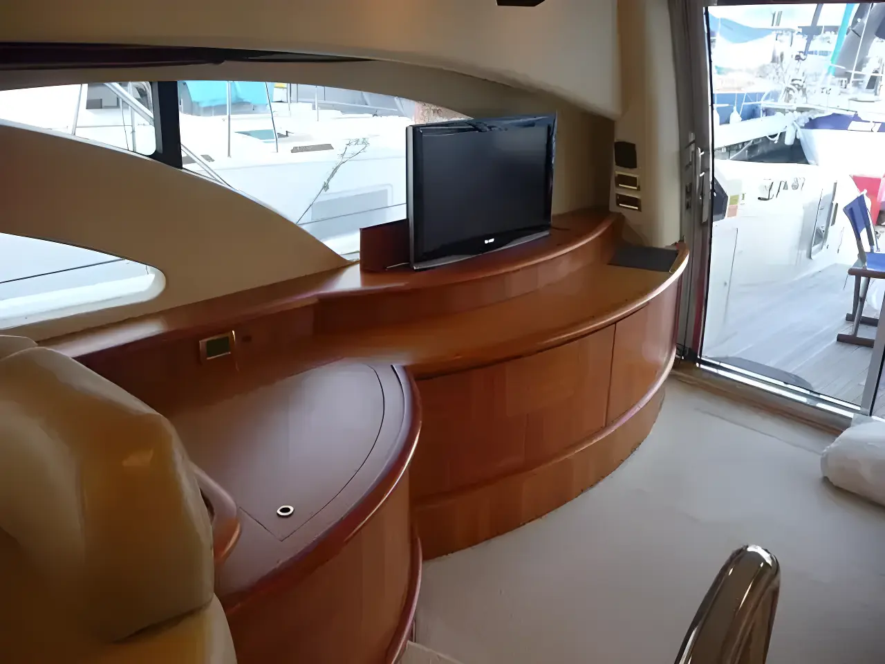 Thumbnail von Azimut 62 8818919