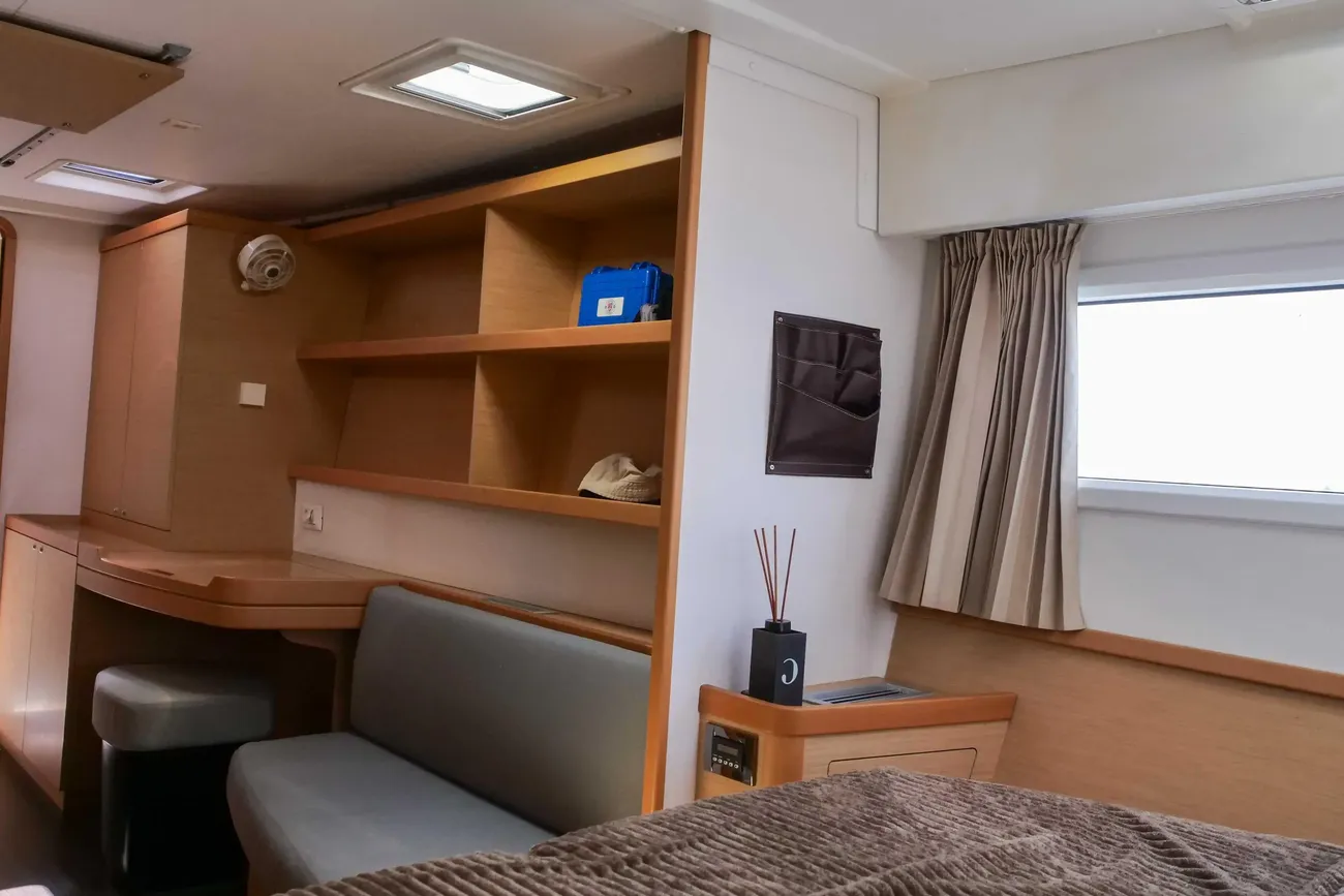 Thumbnail von Lagoon 42 9582624