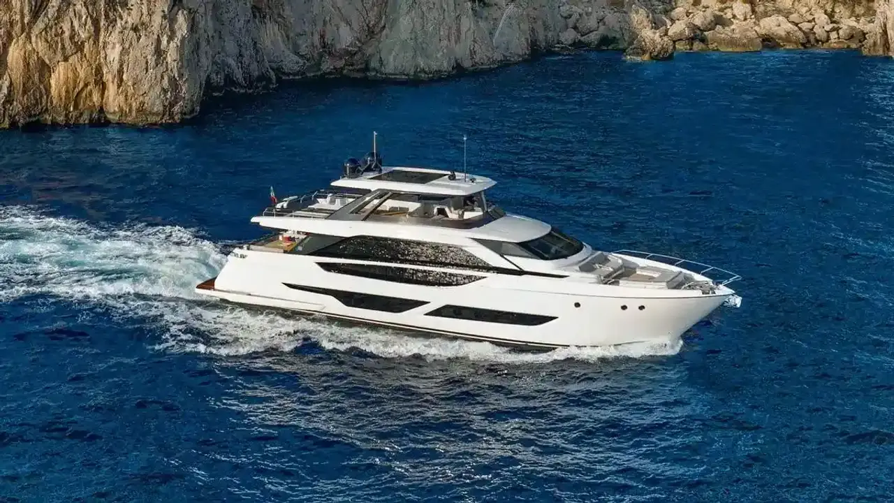 Ferretti Yachts 860 FERRETTI YACHTS 860