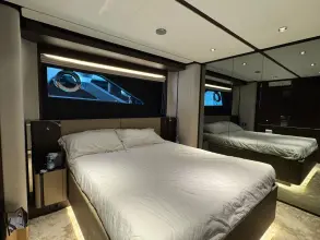 Thumbnail von Ferretti Yachts 860 FERRETTI YACHTS 860