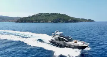 Thumbnail von Galeon 700 Skydeck