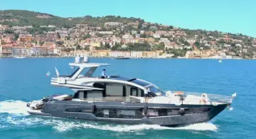 Thumbnail von Galeon 700 Skydeck