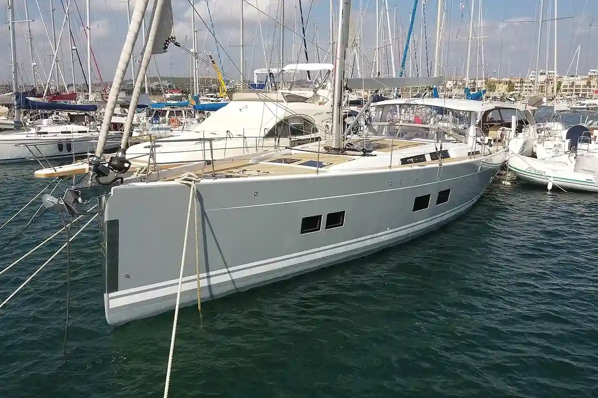 Hanse 588 Natural Mystic