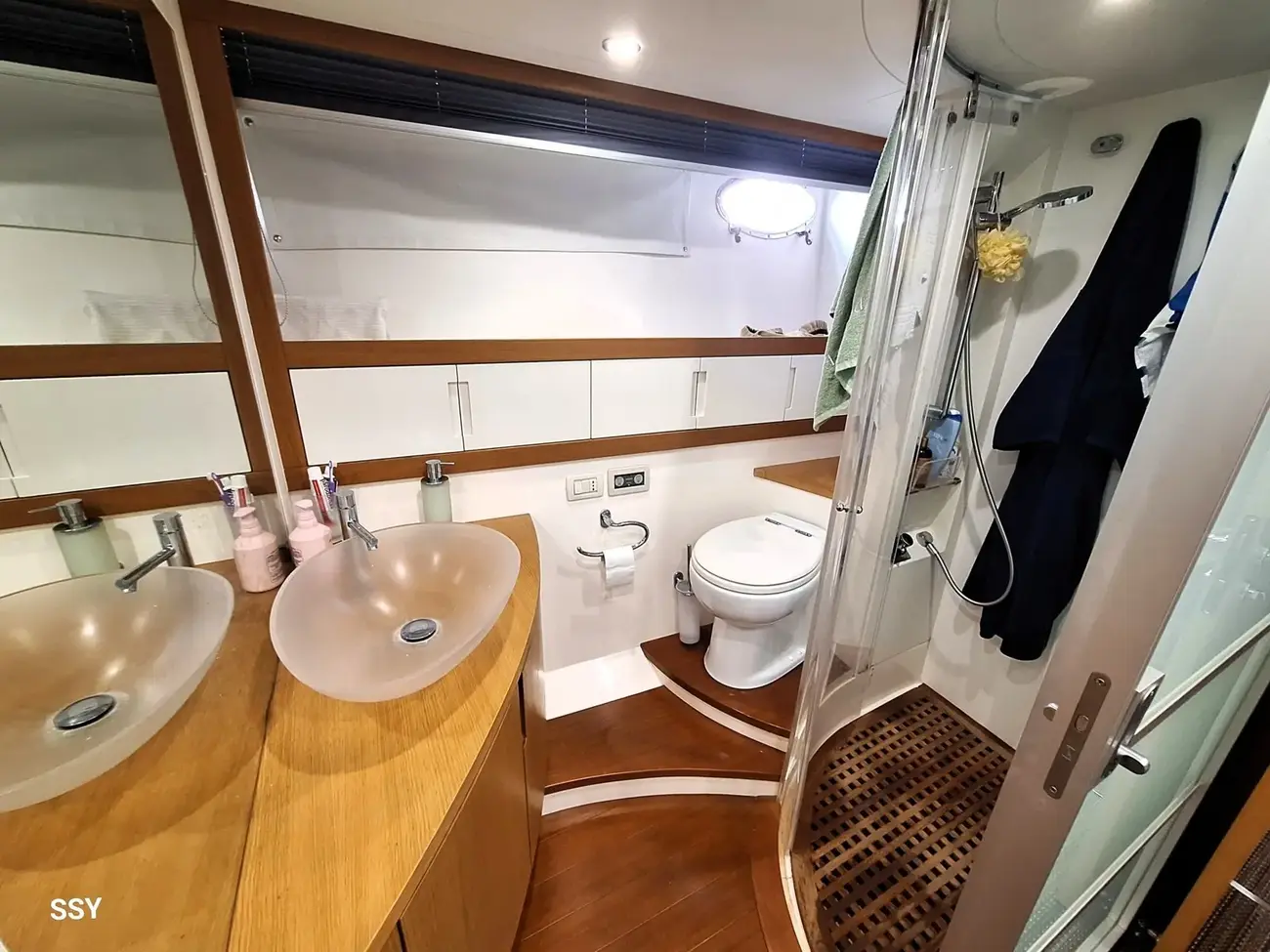 Thumbnail von Pershing 56