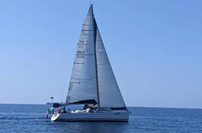 Dufour 44 Performance