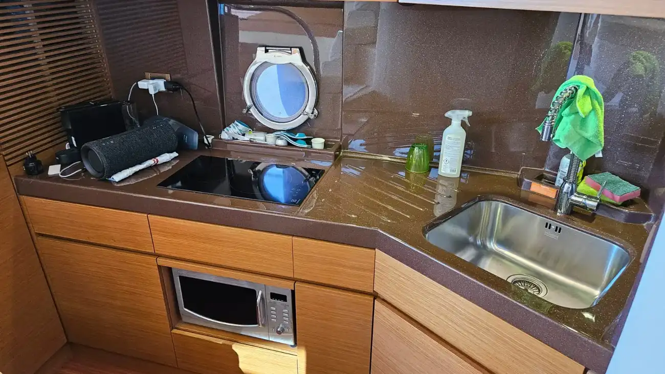 Thumbnail von Azimut 43