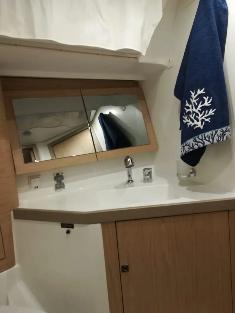 Thumbnail von Beneteau Oceanis 45