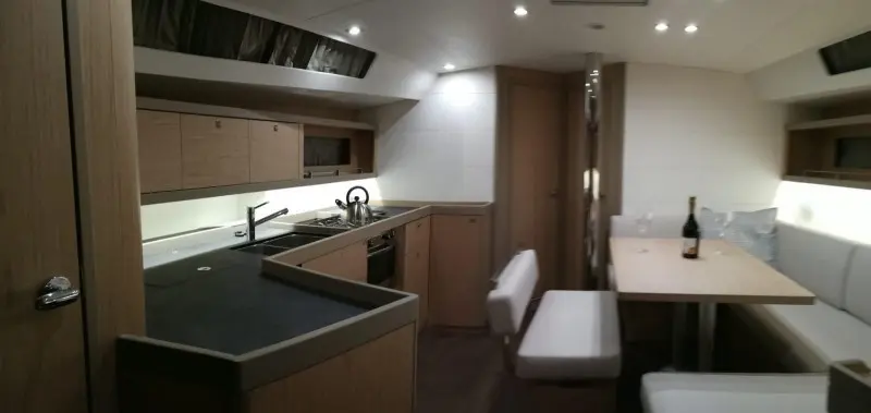 Thumbnail von Beneteau Oceanis 45