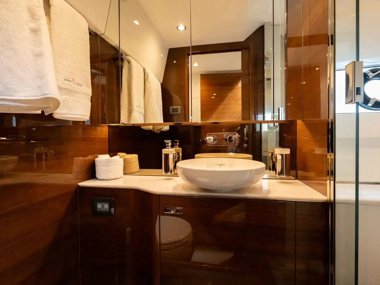 Thumbnail von Princess F45