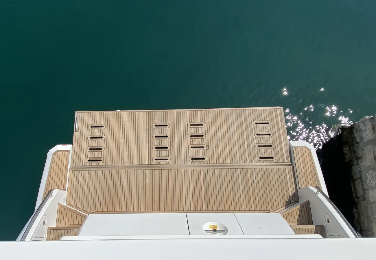 Thumbnail von Azimut 60