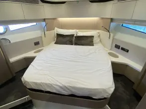 Thumbnail von Azimut 60