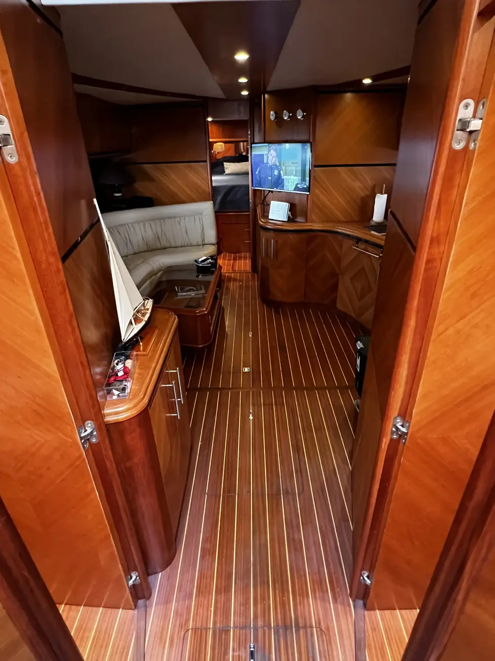 Thumbnail von Cayman 58 WA