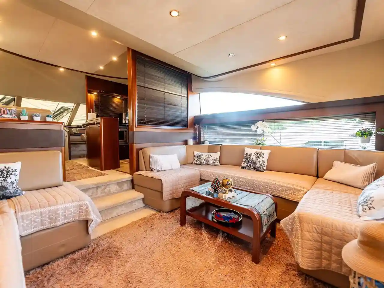 Thumbnail von Princess 62 STELLAR II