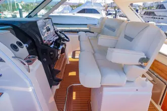 Thumbnail von Tiara Yachts 43LS