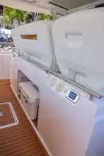 Thumbnail von Tiara Yachts 43LS