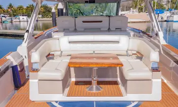 Thumbnail von Tiara Yachts 43LS
