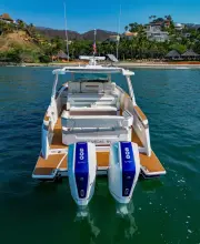 Thumbnail von Tiara Yachts 43LS